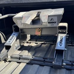 Husky 5th Wheel Sliding Hitch