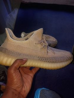 Adidas Yeezy Boost 350 V2 Sneakers