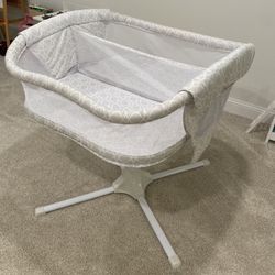 Halo Twin Bassinet 