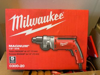 MILWAUKEE Drill: 1/2 in Chuck Size, Keyed, 850 RPM Free Speed, 8 A Current, 120V AC, 5.4 lb Tool Wt