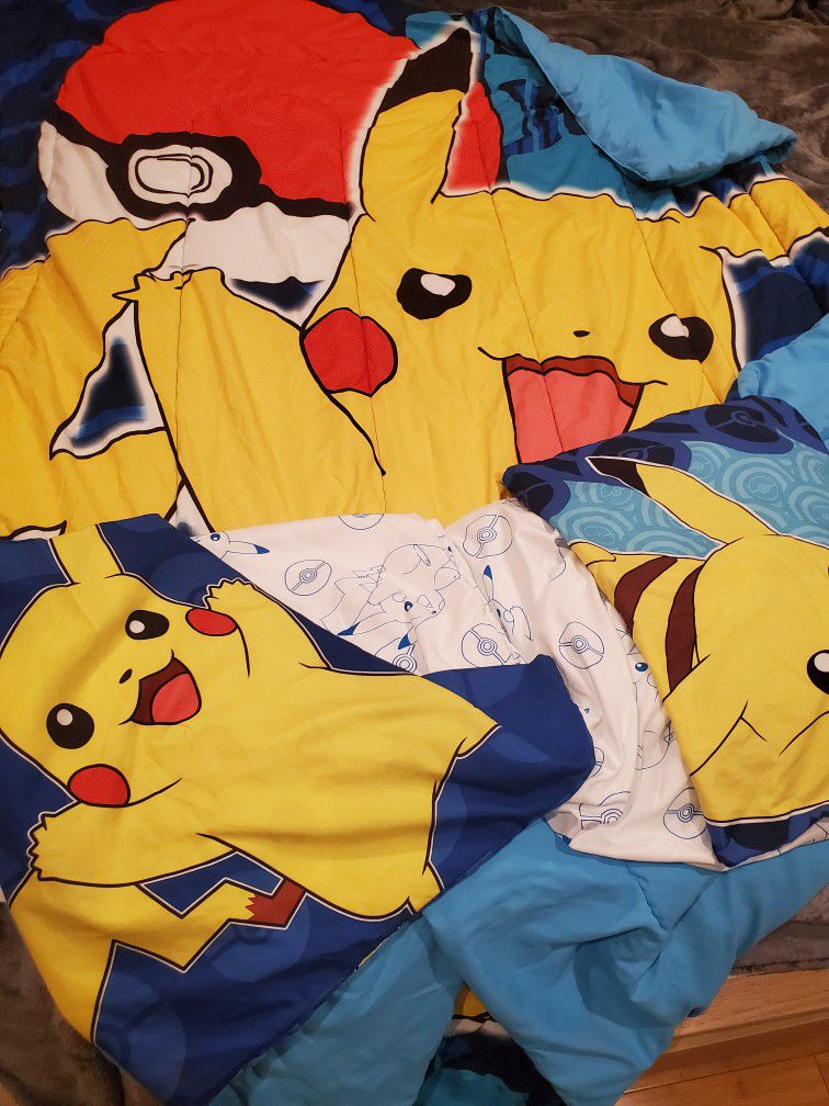 Pokemon Pikachu Comforter and twin sheets set. Pokemon Pikachu bedding.