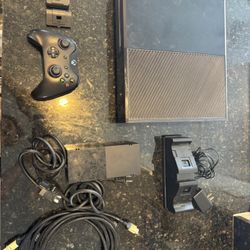  Xbox One with Elite Controller