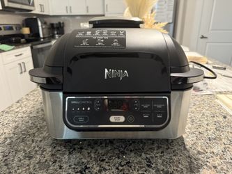 Brand New Ninja 5-in-1 Air Fryer