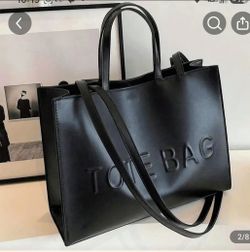 Women's  tote bags