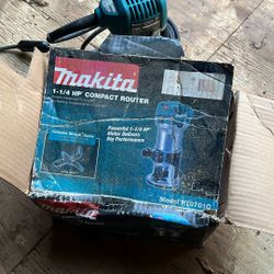 Makita Compact Router