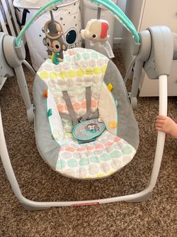 Baby swing battery operated