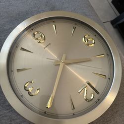 Decorative Clock - Gold 