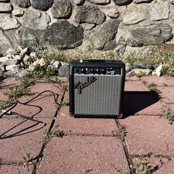 Fender Frontman 10g + Guitar Wall Mount