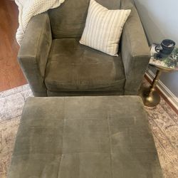 Green Oversized Chair & Ottoman 