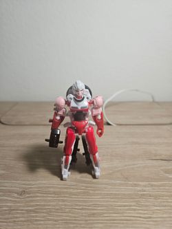 Transformers studio series core class rise of the beast arcee