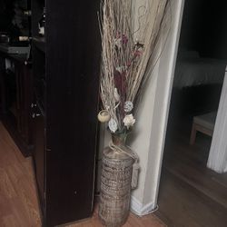Vase & Plant Decor