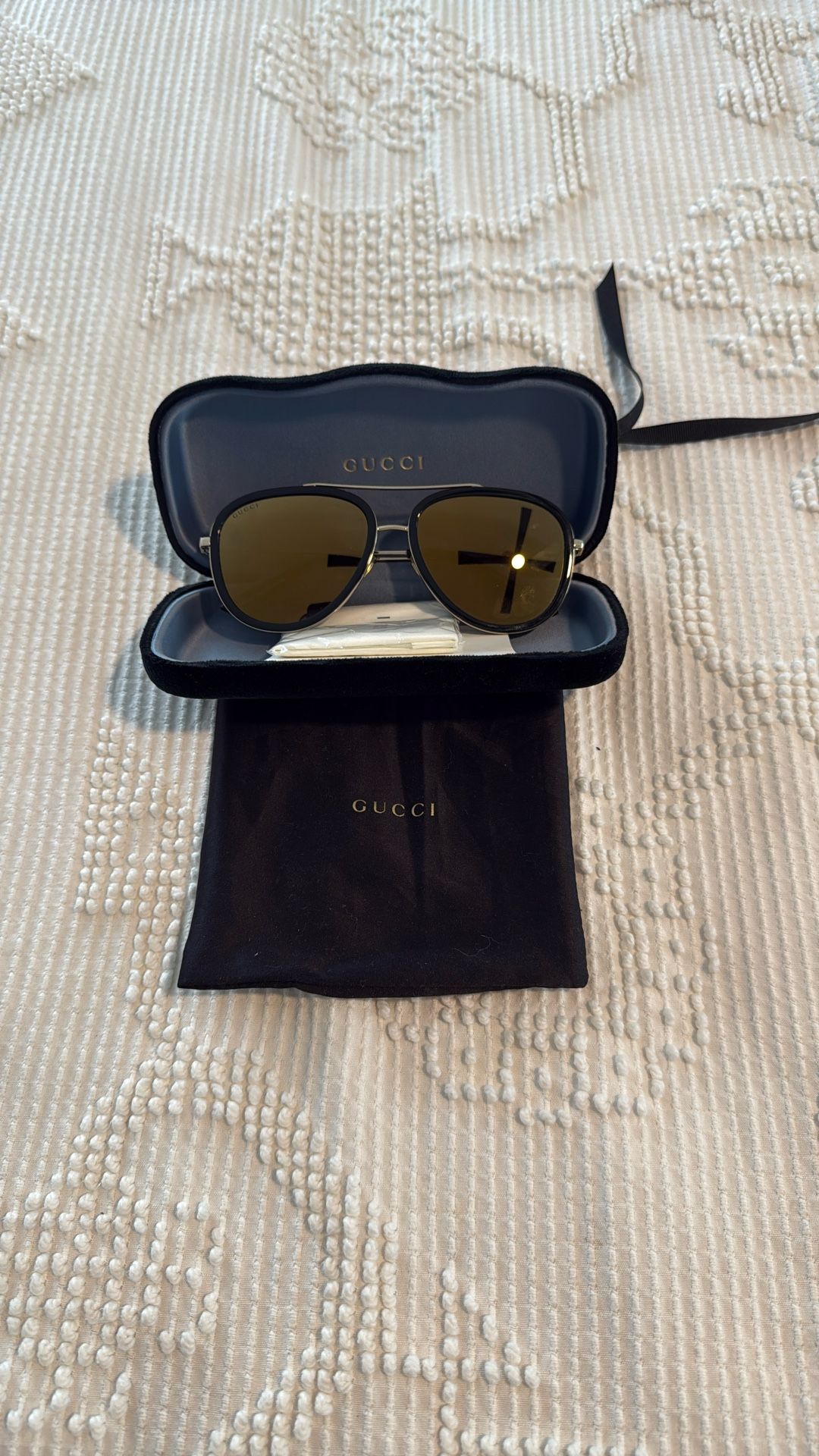 GUCCI Aviators Sunglasses 