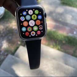 Apple Watch SE 