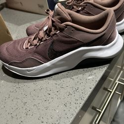 Women Size 11 Nike