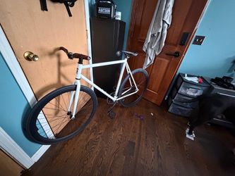 White Fixed Gear Single Speed Bike