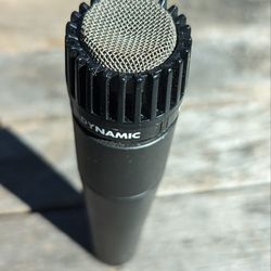 Vintage Shure SM57 Dynamic Microphone - LO Z. Made in USA