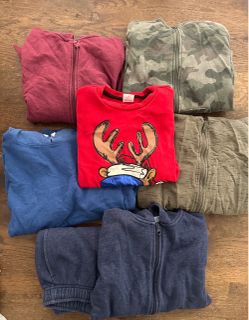 Boys sweaters size 8