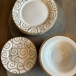 Porcelain Dishes