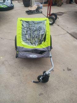 Instep single bicycle trailer
