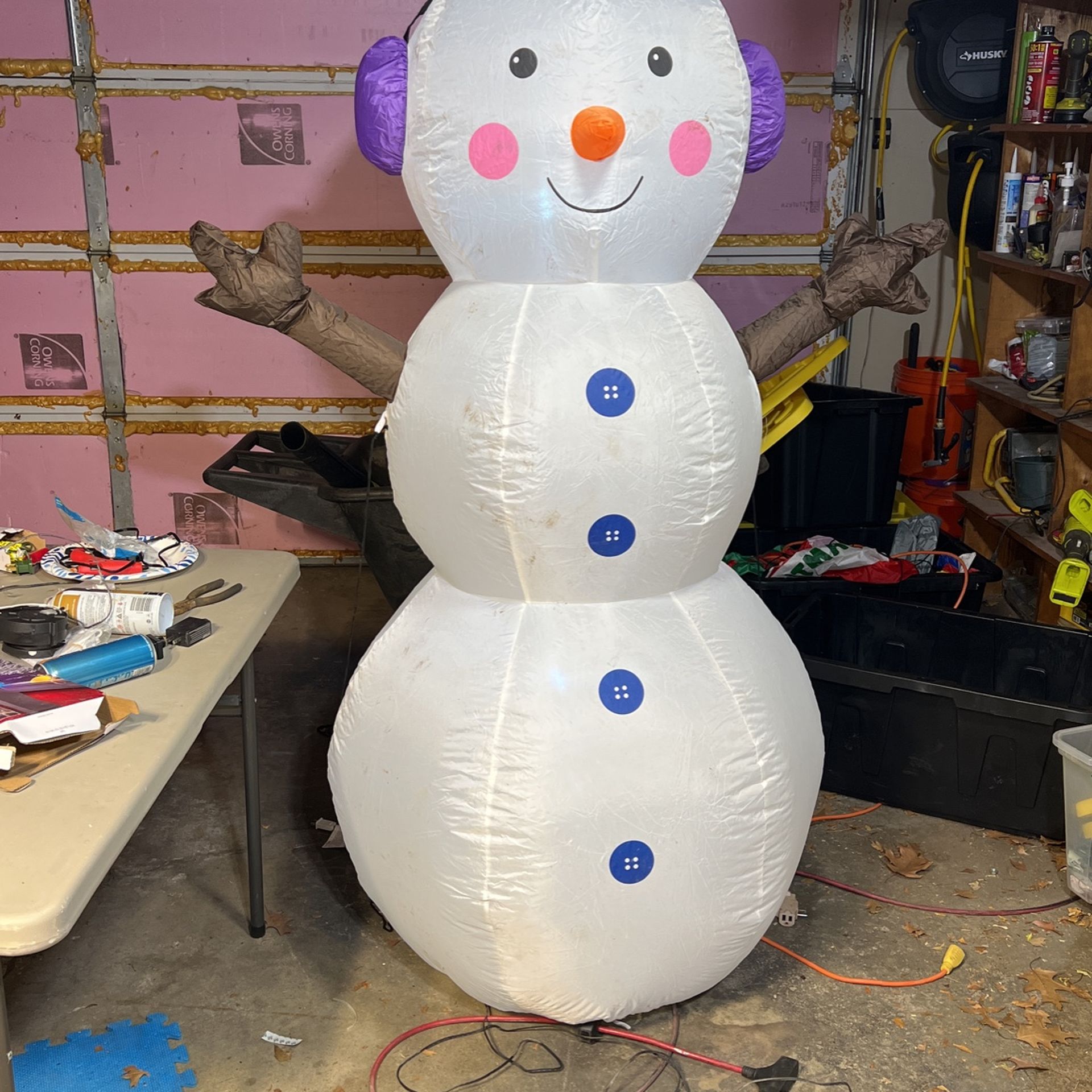 Inflatable snowman for Sale in Oakbrook Terrace, IL OfferUp