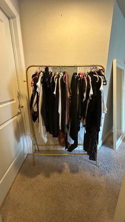 Clothing rack hanger gold