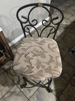 3 Kitchen Stool