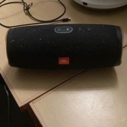 JBL Charge4 speaker