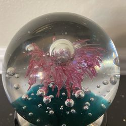 Vintage  Dynasty Gallery Art Glass Paperweigt Pink Suspended Splash with Controlled Bubbles