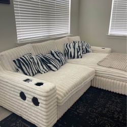 Faux Fur L Sectional Couch (with built-in speaker, charger, and cup holders)