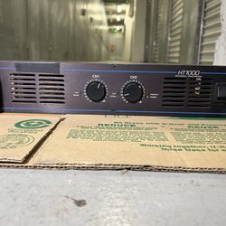 Carvin HT1000 Professional Stereo Power Amplifier