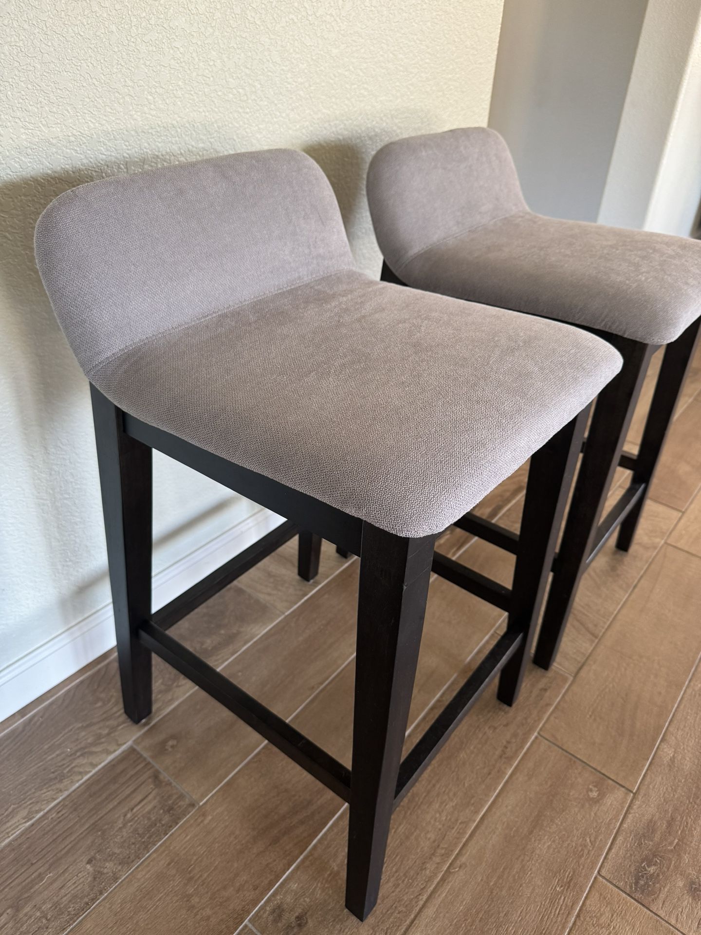 Set of 2 Atia Black Rubberwood Bar Stool