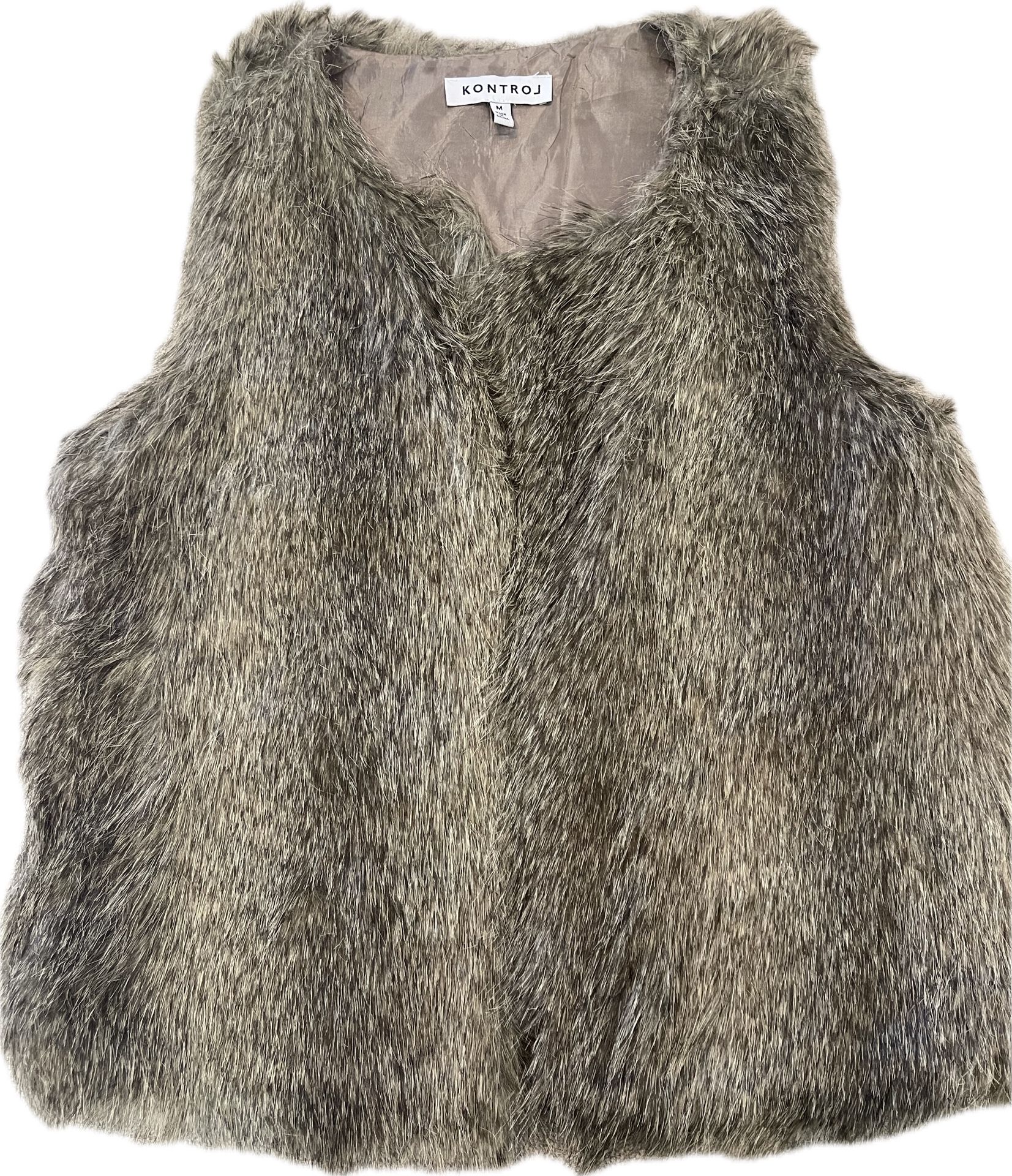 Light Brown Faux Fur Sleeveless Gilet (size 4-6) M