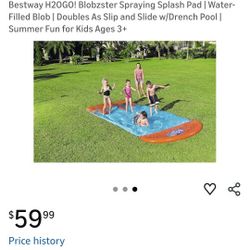 Blobzster Spraying Splash Pad