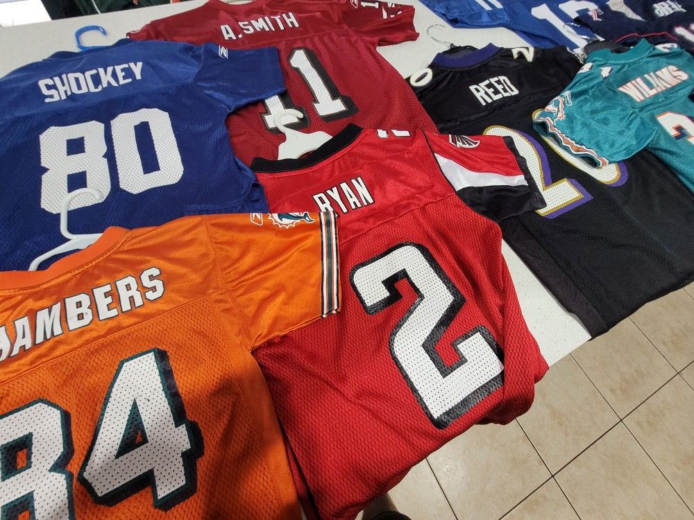 NFL & NBA JERSEYS ( YOUTH SIZES )