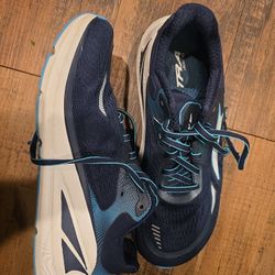 Altra Ego Max Guide Rail Womens 9.5 Running Shoes