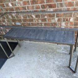 Modern Console Sofa Entryway Table. Excellent Condition 