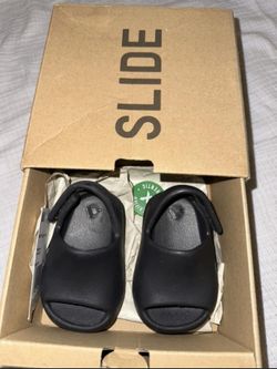 yeezy slides kids