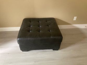 Large ottoman