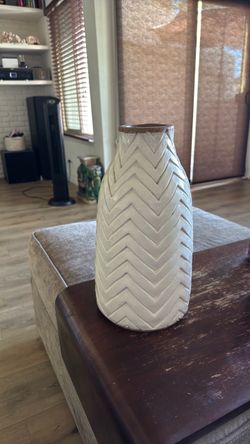 Adra 14" White Chevron Vase