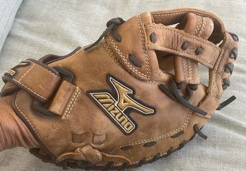 Mizuno MVP, GXS57 Girls Softball Catchers Glove