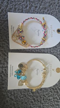 Bracelets in stainless steel