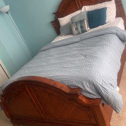 Mahogany Twin Size Bed And Mattress 
