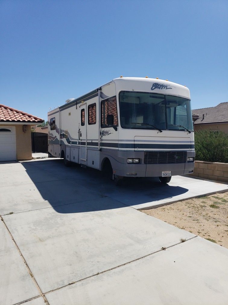 1998 Fleetwood Southwind Storm