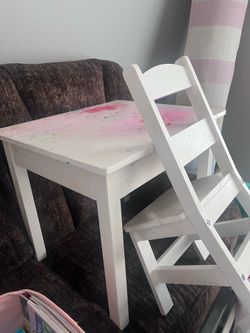 Free small table chairs and bookshelf