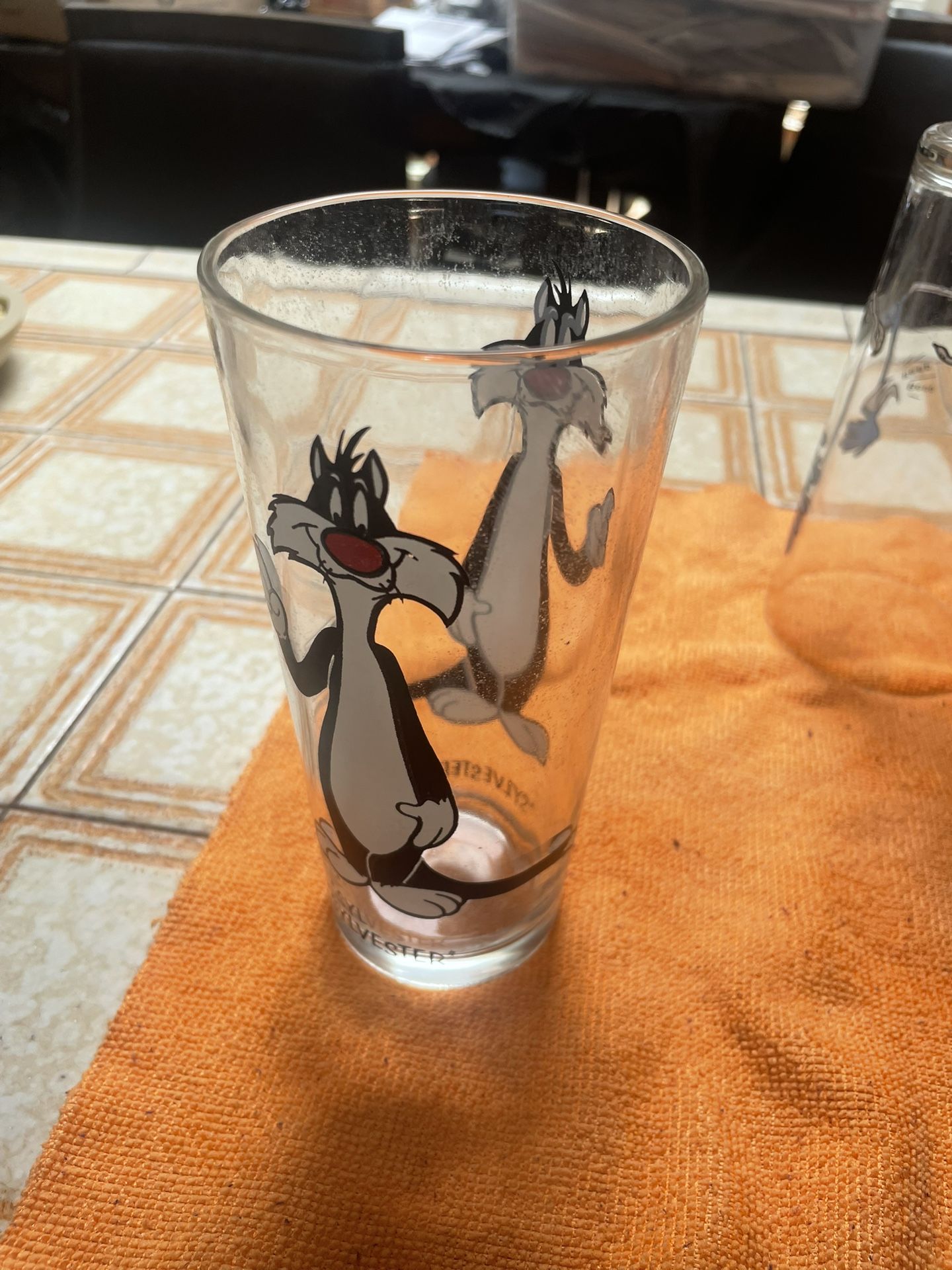 Cups 
