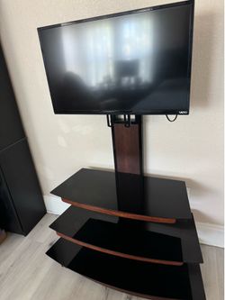 Vizio TV + TV Stand with Mount – Excellent Condition