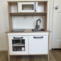 DUKTIG IKEA KITCHEN PLAYSET