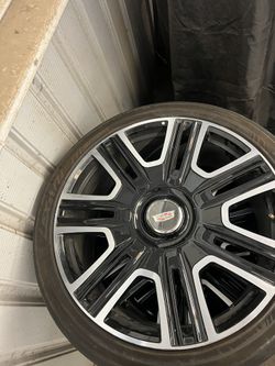 24 inch rims ( 3 tires still decent)
