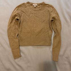 Women’s Banana Republic Sweater Fits Like A Small