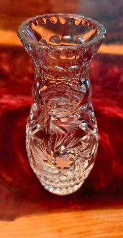 Pinwheel Starburst Crystal Vase